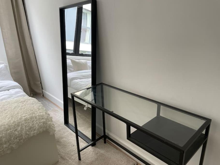 2 Bedroom Central London Apartment Modern And Stylish Екстериор снимка