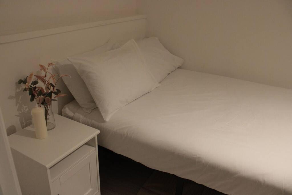 2 Bedroom Central London Apartment Modern And Stylish Екстериор снимка