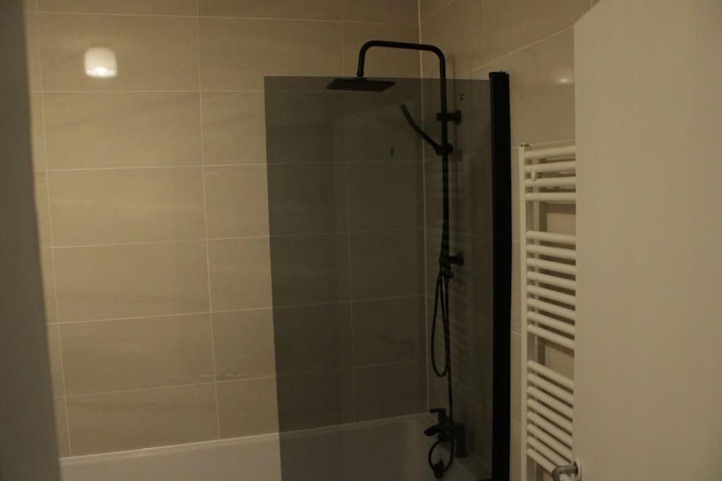 2 Bedroom Central London Apartment Modern And Stylish Екстериор снимка